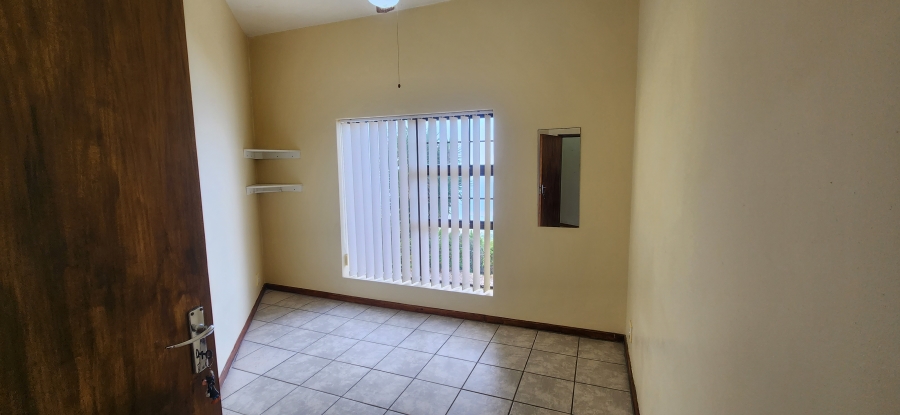 5 Bedroom Property for Sale in Dana Bay Western Cape